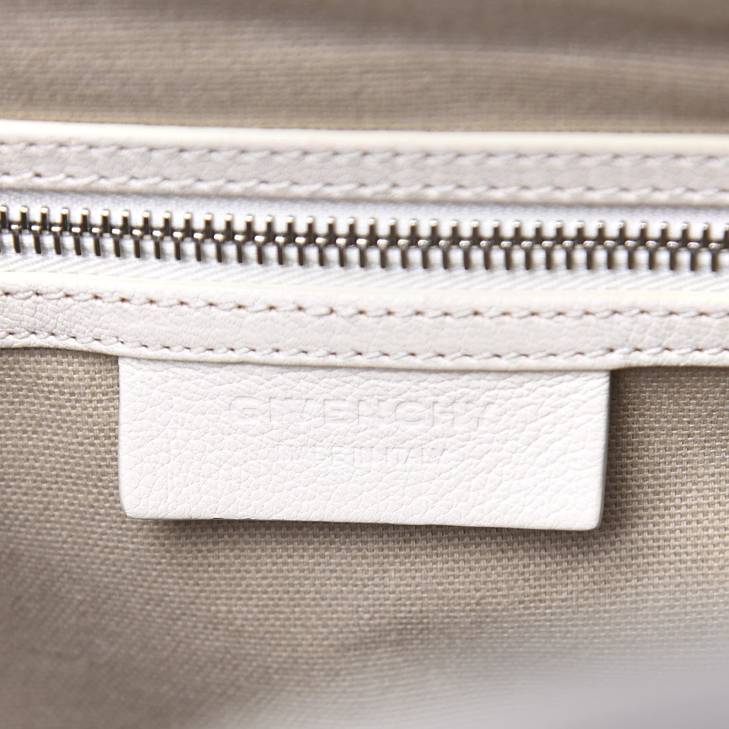 Givenchy Sugar Goatskin Medium Antigona Ivory 7 of 24