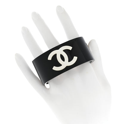 Chanel Resin CC Cuff Gold Black 2 of 4