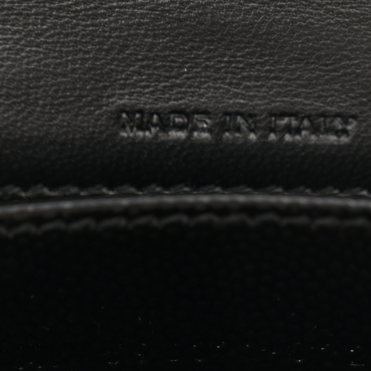 Saint Laurent Grain De Poudre Matelasse Chevron Monogram Flap Card Case Black 8 of 9