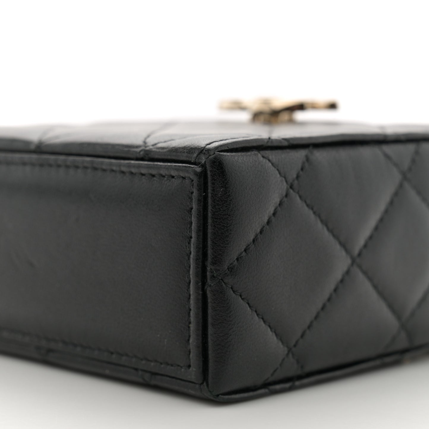 Lambskin Quilted Small Box With Chain Black
