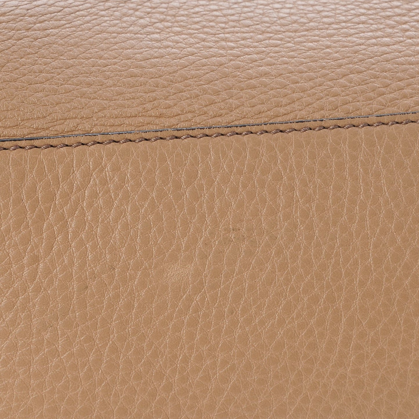 Pebbled Calfskin Medium Soho Chain Shoulder Bag Rose Beige