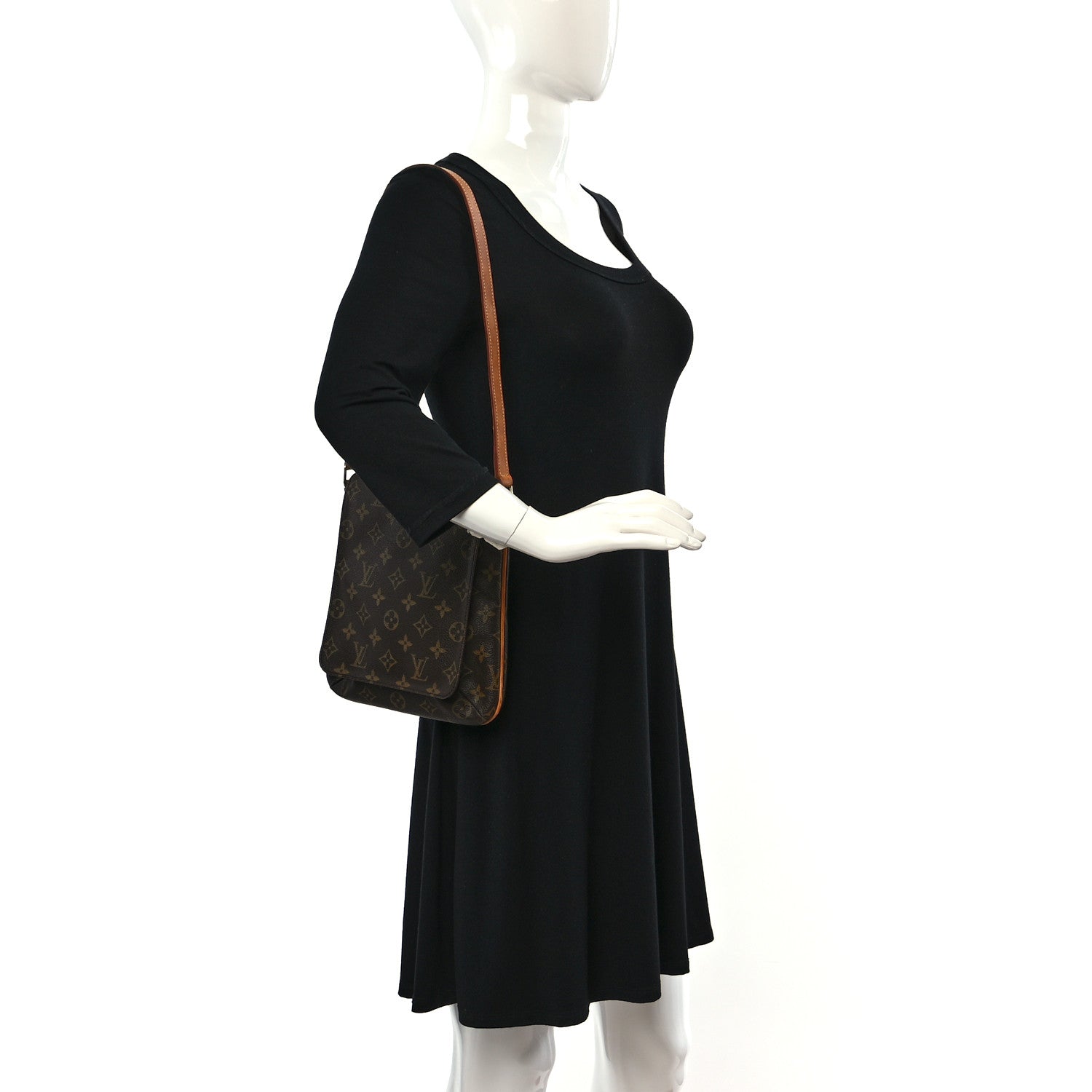 Louis Vuitton Monogram Musette Salsa 3 of 8
