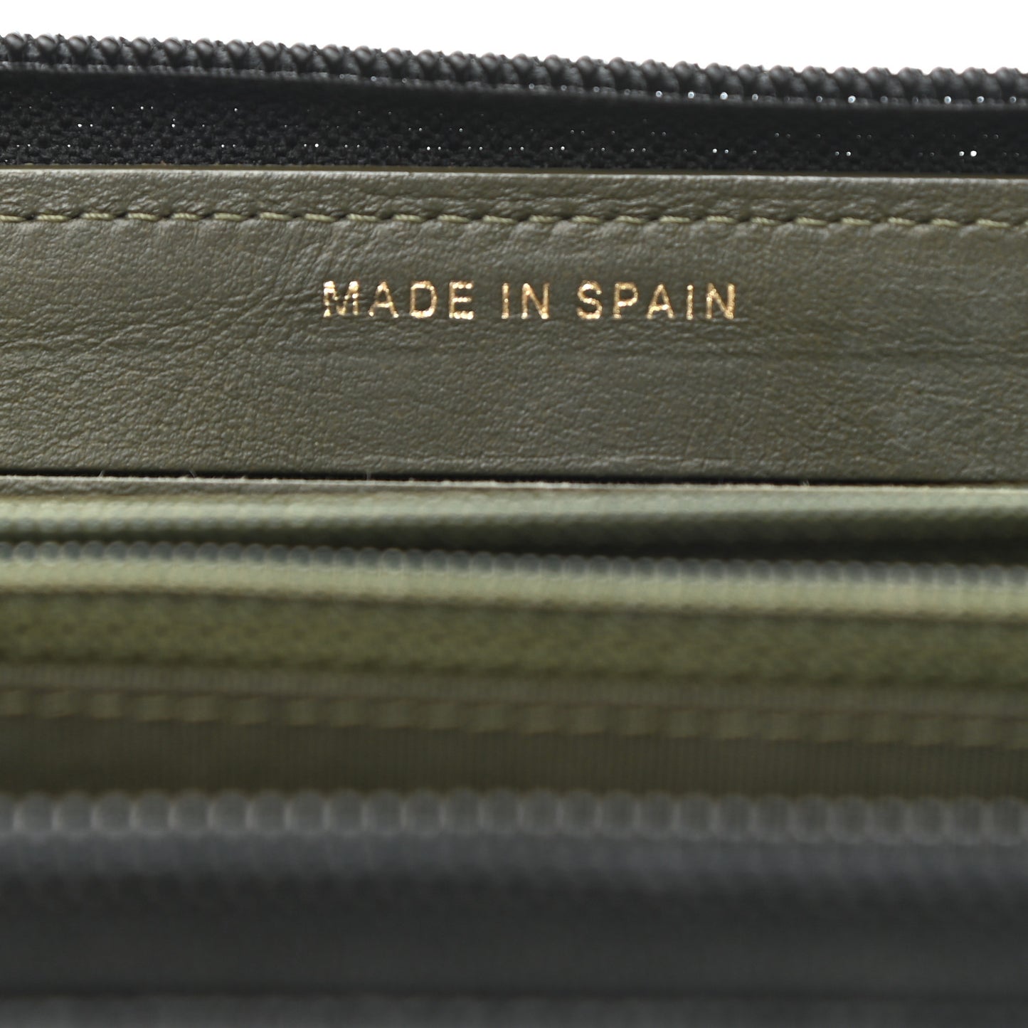 Caviar Quilted Small Boy Zip Around Wallet Black