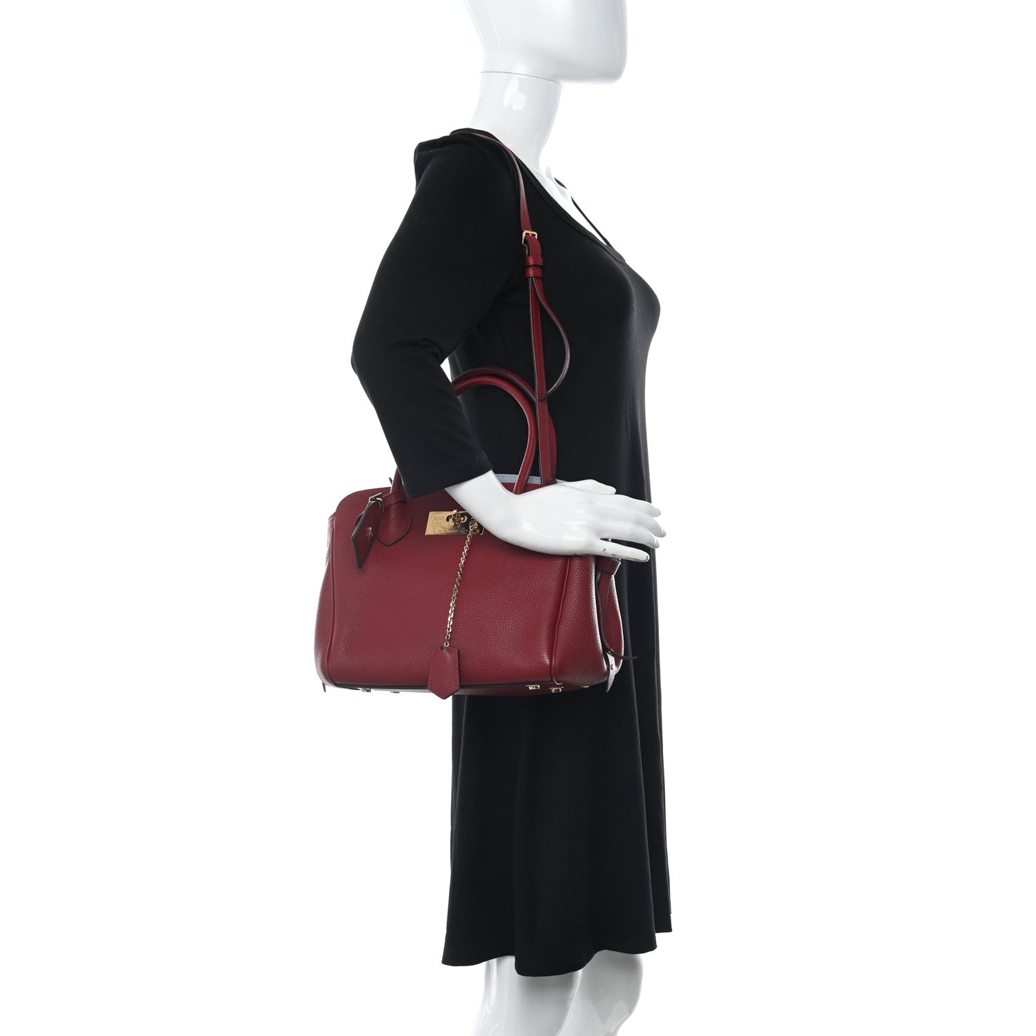 Louis Vuitton Veau Nuage Milla PM Carmine Red 2 of 11