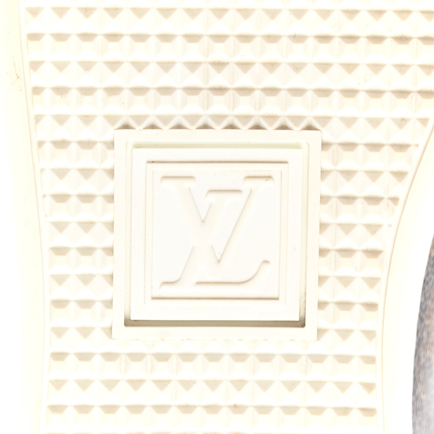 Patent Monogram Frontrow Sneakers 38.5