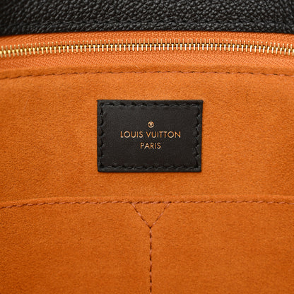 Louis Vuitton Empreinte Monogram Giant Onthego GM Black 6 of 13