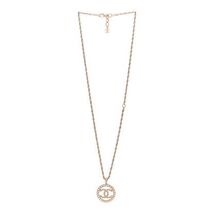 Chanel Pearl CC Round Pendant Necklace Gold 3 of 4