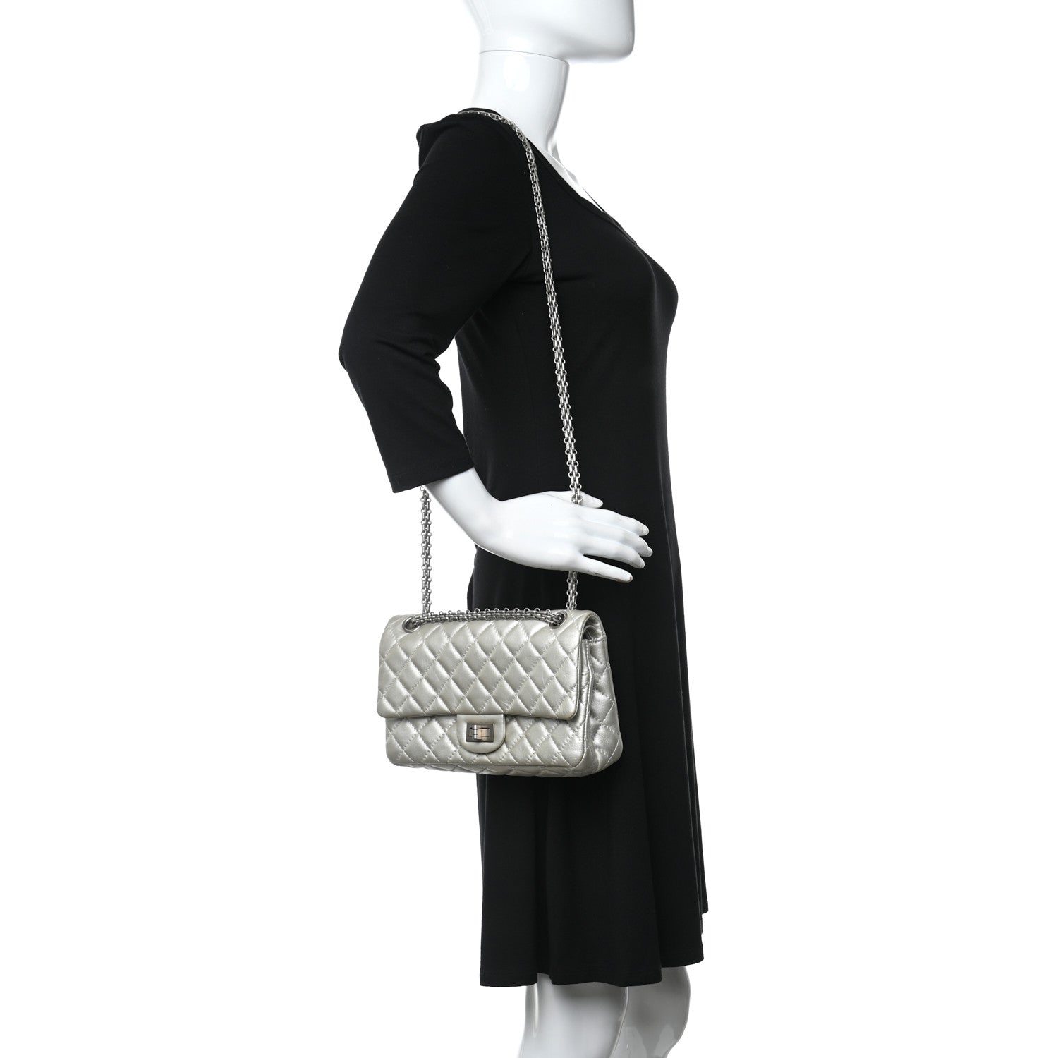 Chanel Metallic Lambskin Quilted 2.55 Reissue 225 Flap Silver 2 of 9
