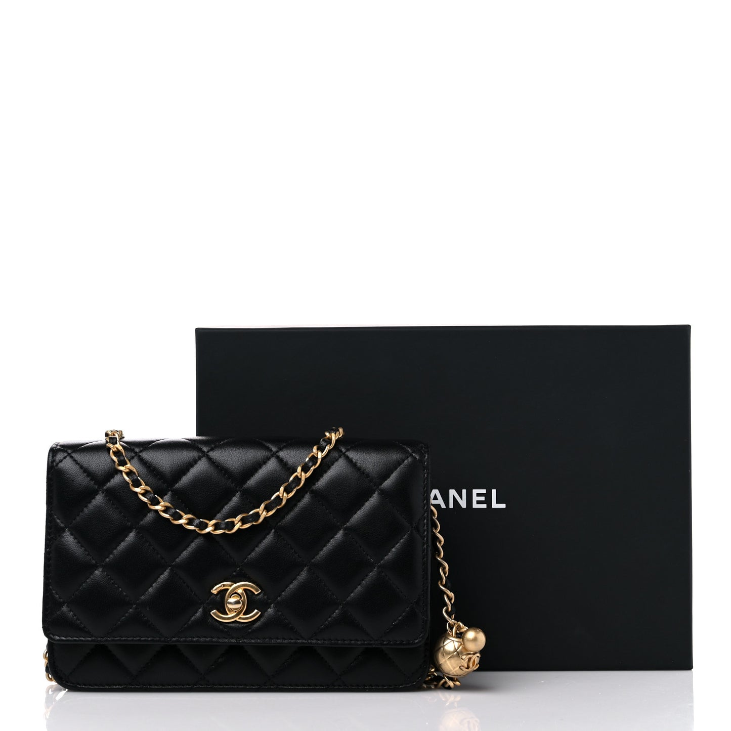 Lambskin Quilted CC Pearl Crush Wallet on Chain WOC Black