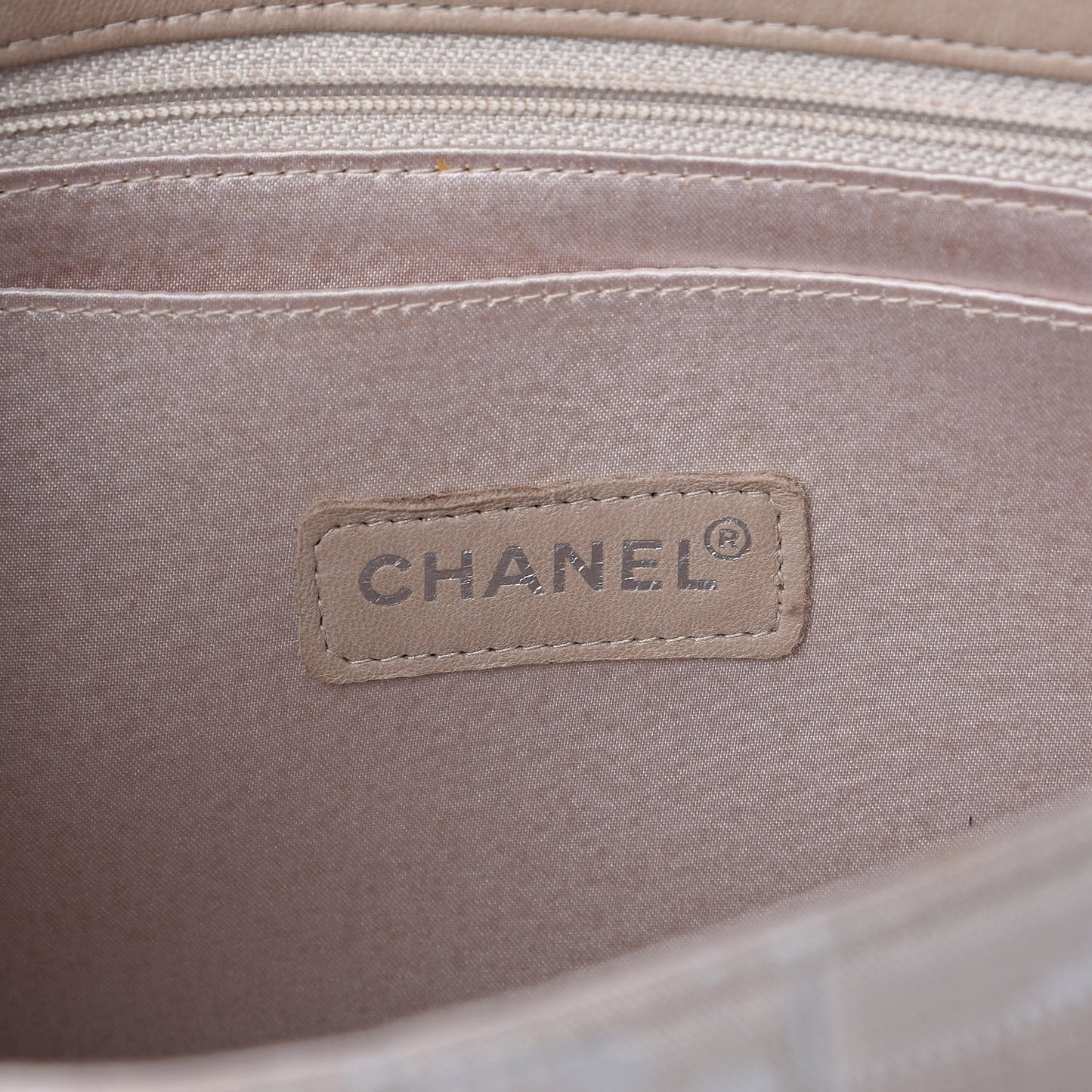 Nylon Medium Travel Flap Light Beige