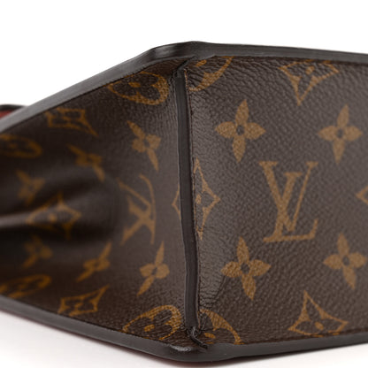 Louis Vuitton Vernis Monogram Spring Street Rose Pale Metallise 8 of 10