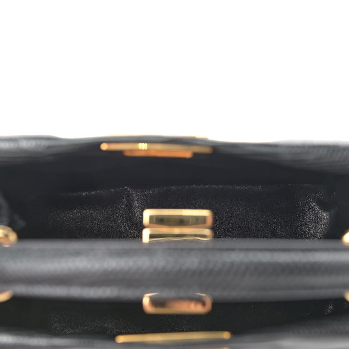 Lizard XS Peekaboo Iconic Satchel Black