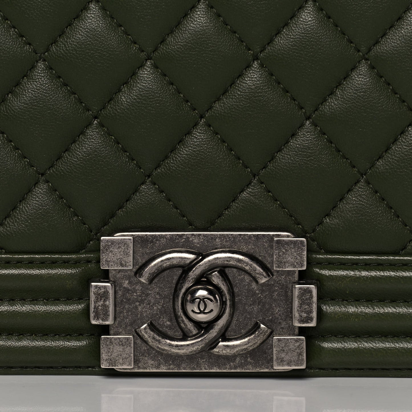 Lambskin Quilted New Medium Boy Flap Dark Green