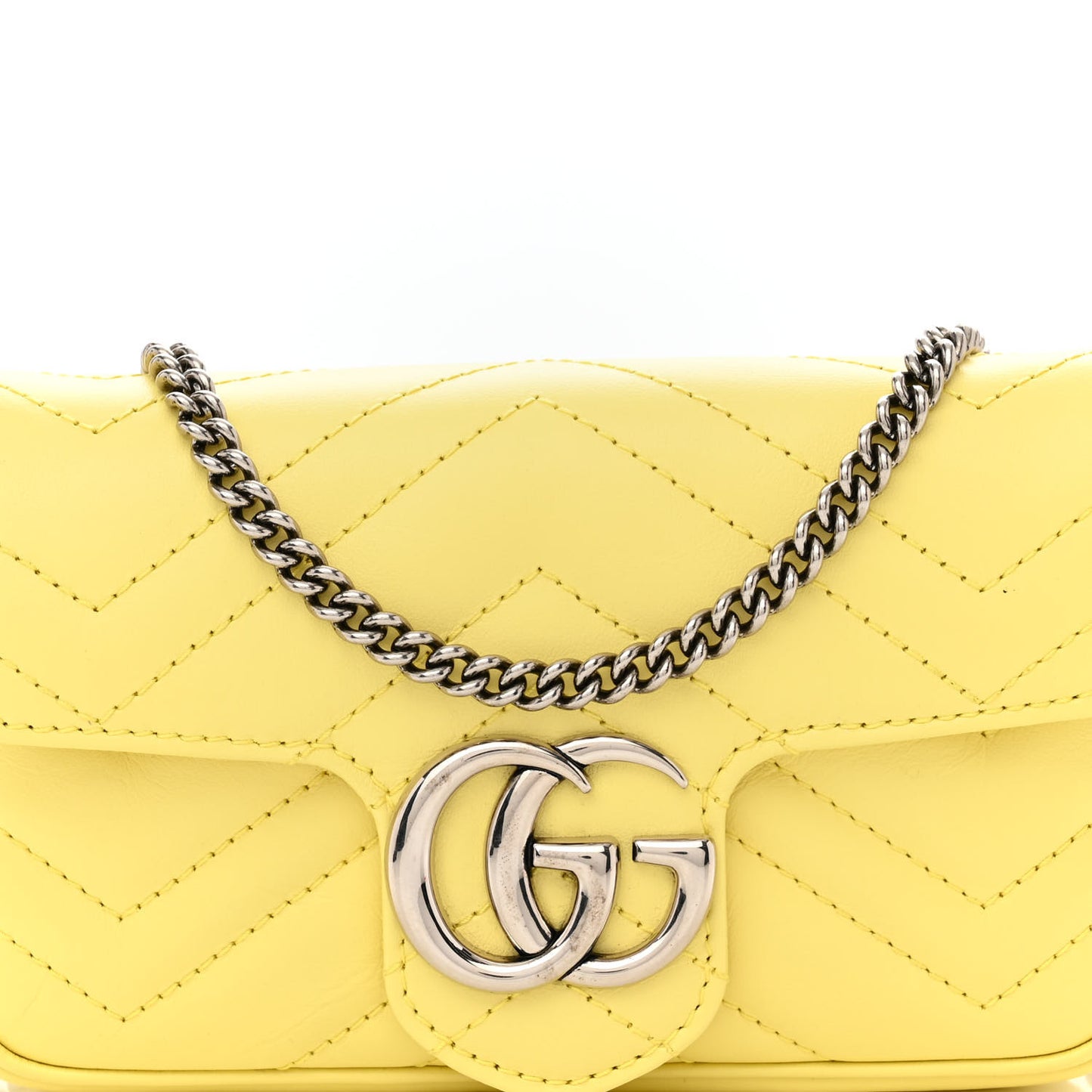 Calfskin Matelasse Super Mini GG Marmont Shoulder Bag Banana