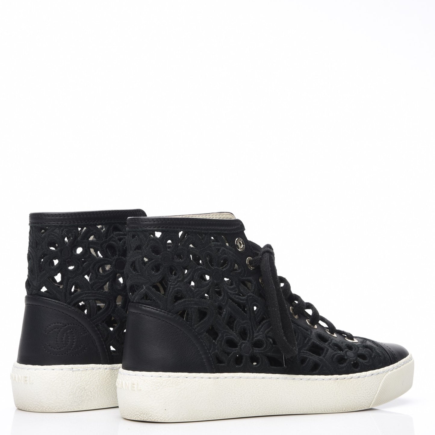 Patent Grained Goatskin Hollow Out Flower Sneakers 35 Black
