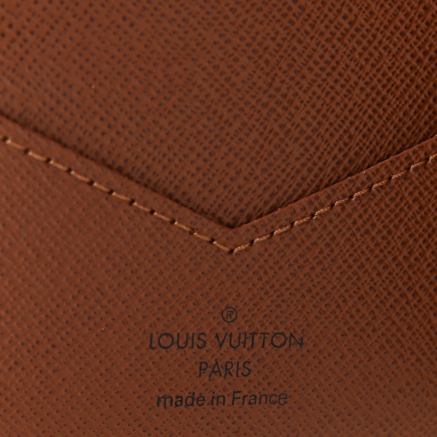 Louis Vuitton Monogram Passport Cover 6 of 7