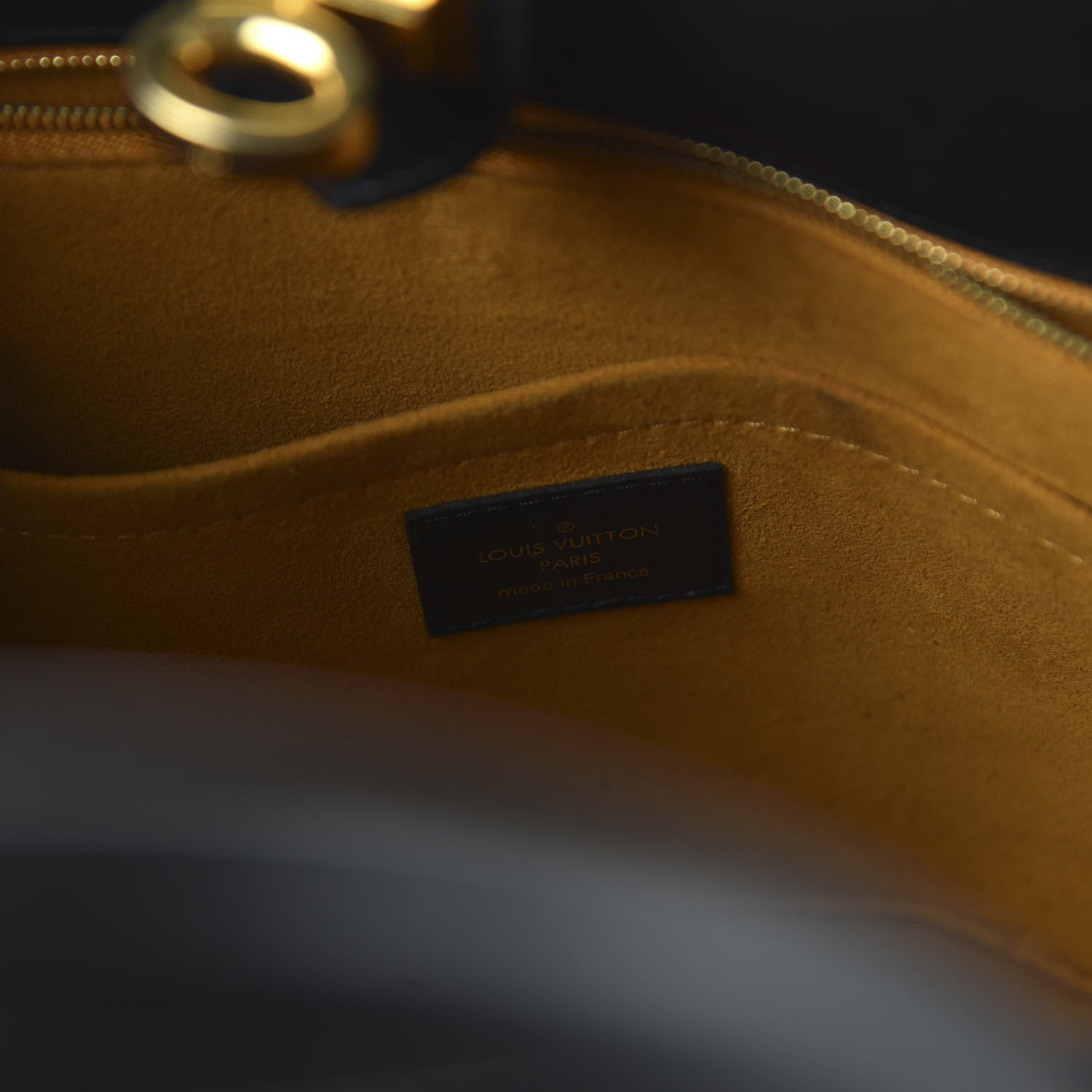 Louis Vuitton Calfskin Monogram Tufting On My Side Black 8 of 9