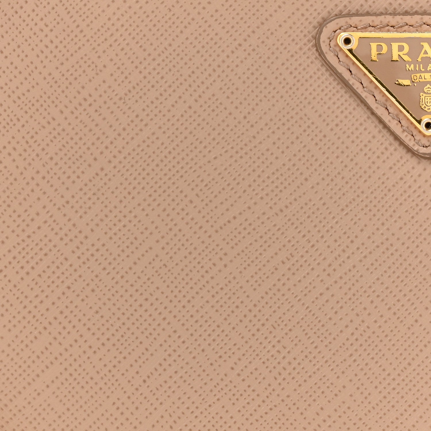 Prada Saffiano Lux Re-Edition 2005 Shoulder Bag Cammeo 7 of 14