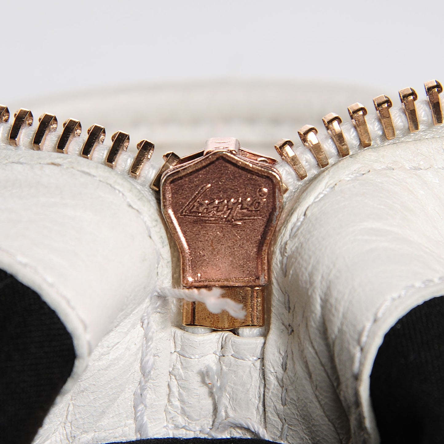 Agneau Giant 12 Rose Gold Hardware Work White Light