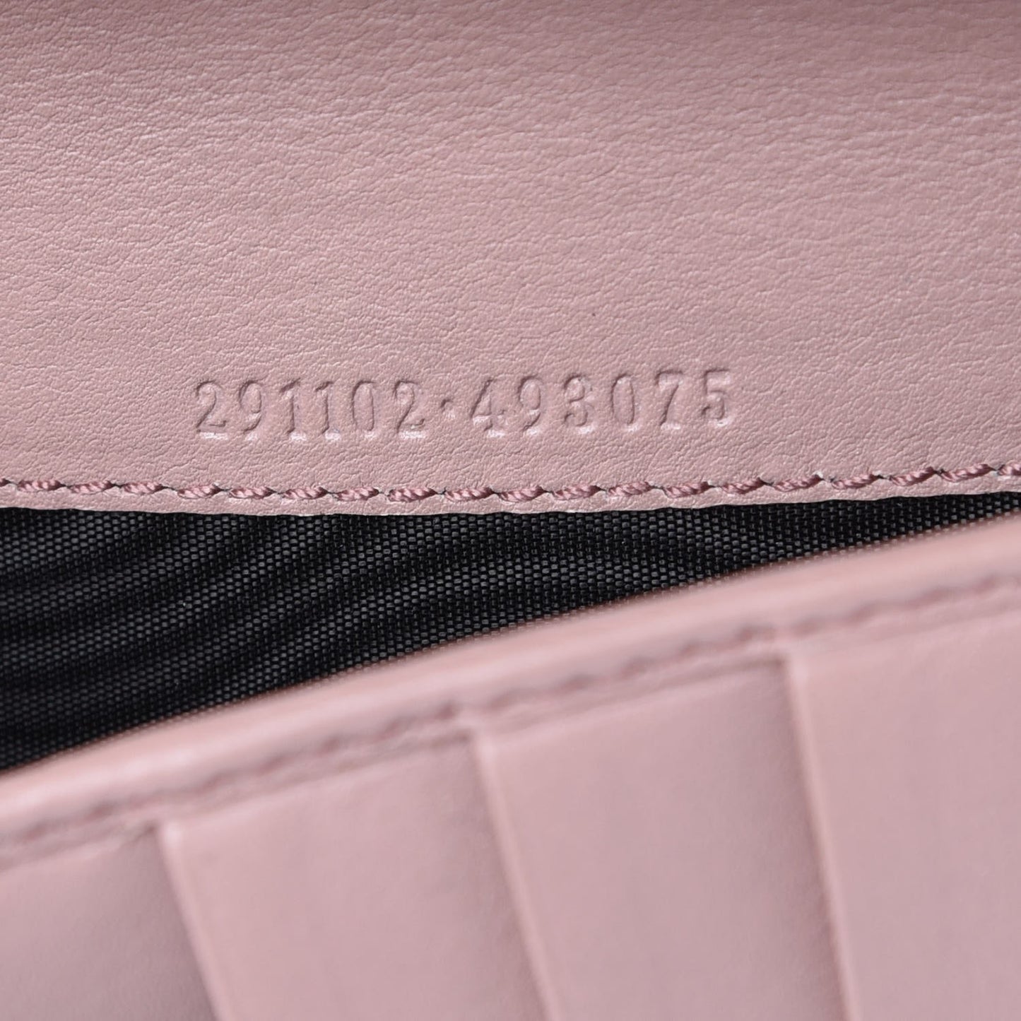 Patent Soho Zip Around Wallet Dark Cipria