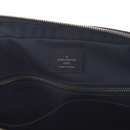 Louis Vuitton Taiga Porte-Documents Business Bleu Marine 8 of 9