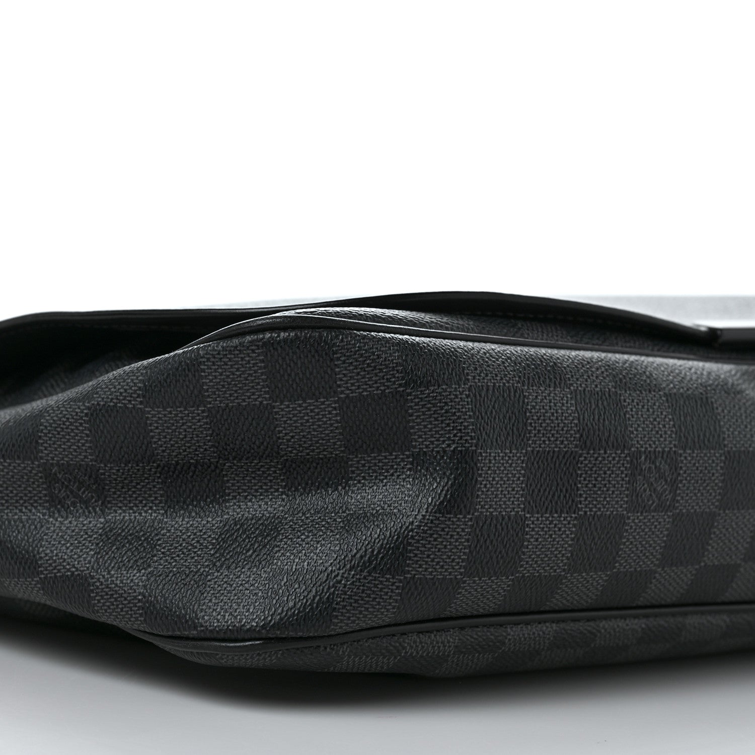 Louis Vuitton Damier Graphite Daniel GM 8 of 9