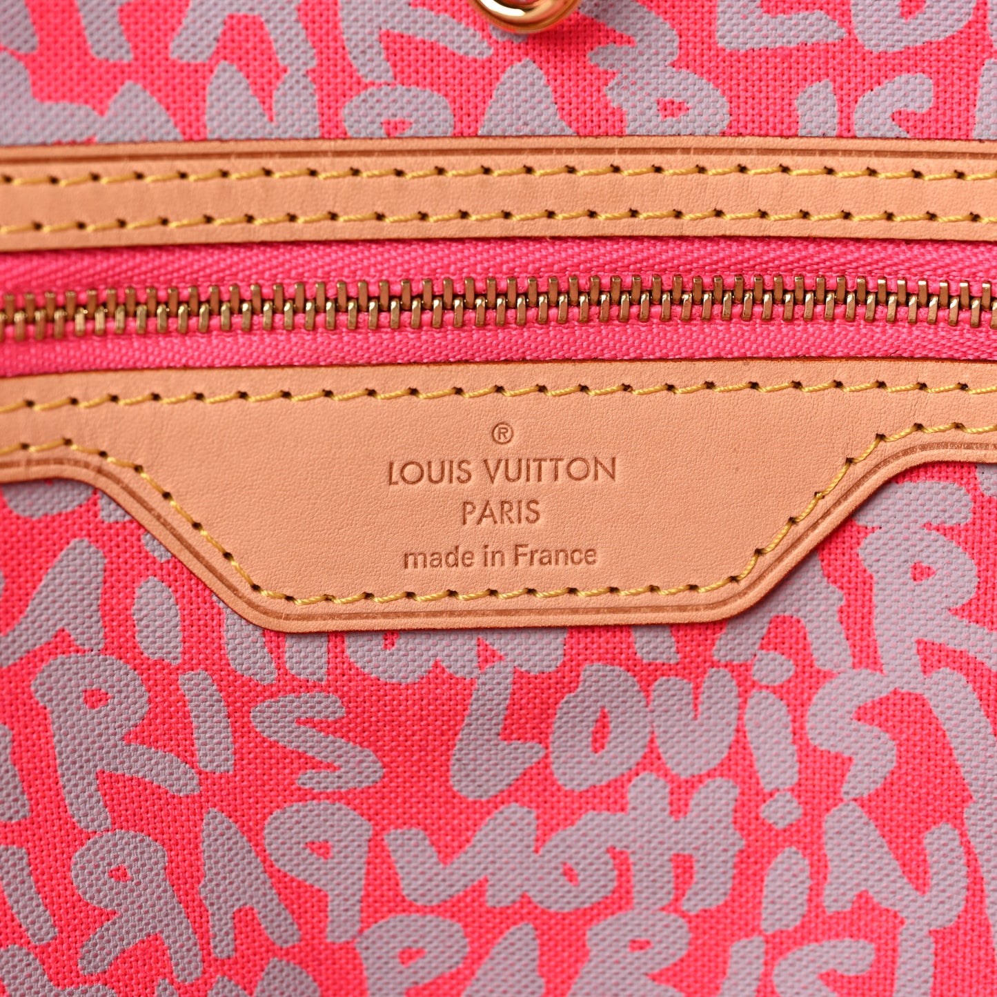 Monogram Graffiti Neverfull GM Fuchsia
