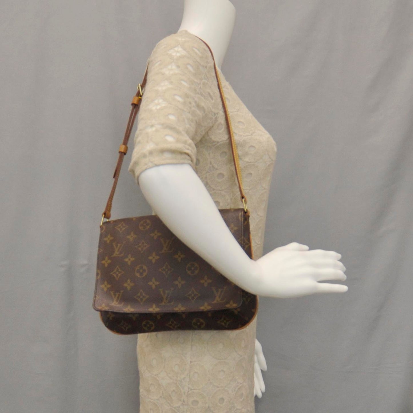 Monogram Musette Tango