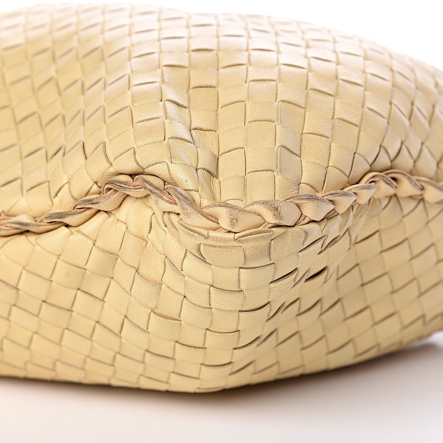 Nappa Intrecciato Medium Veneta Hobo Banane