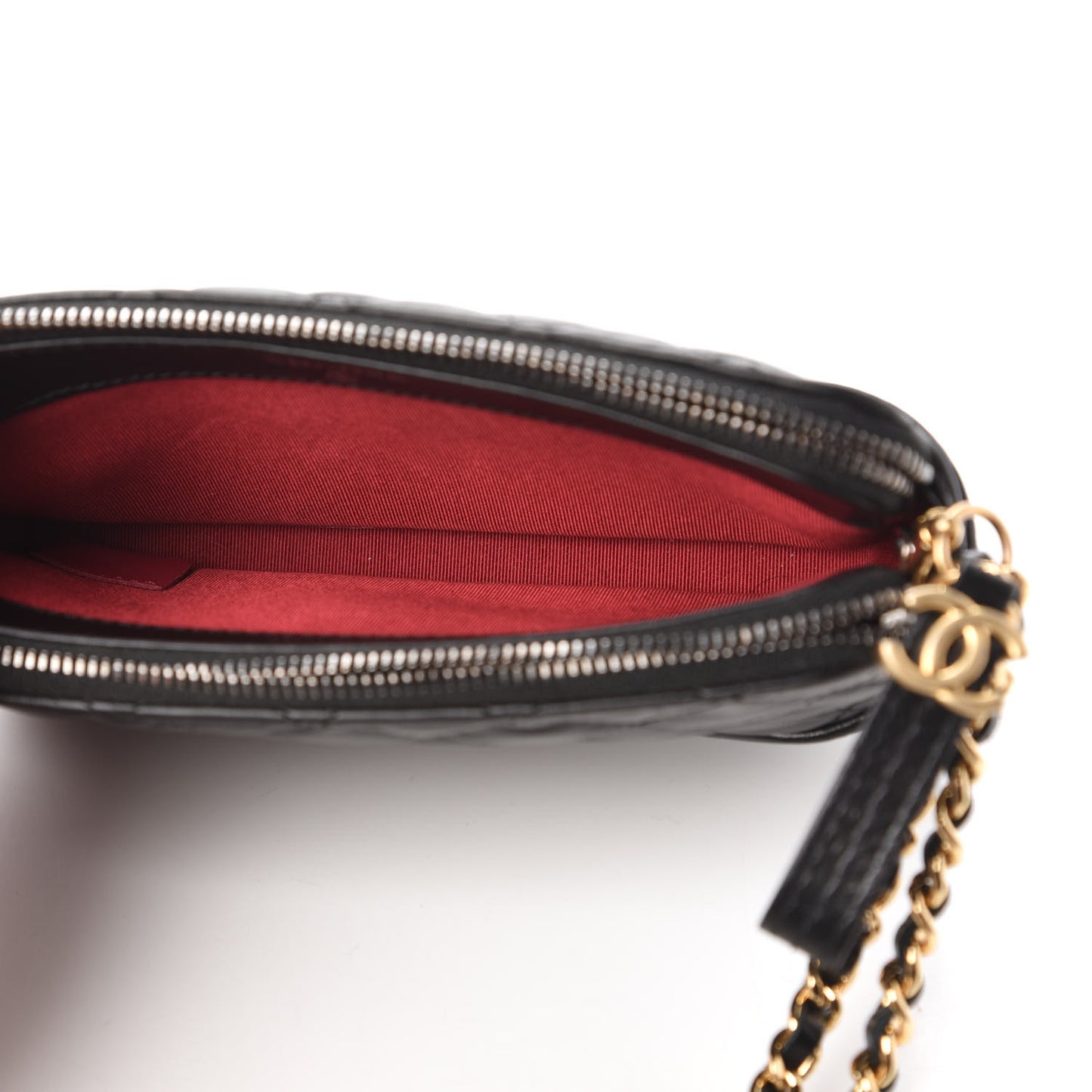 Aged Calfskin Quilted Small Gabrielle Clutch With Chain Black