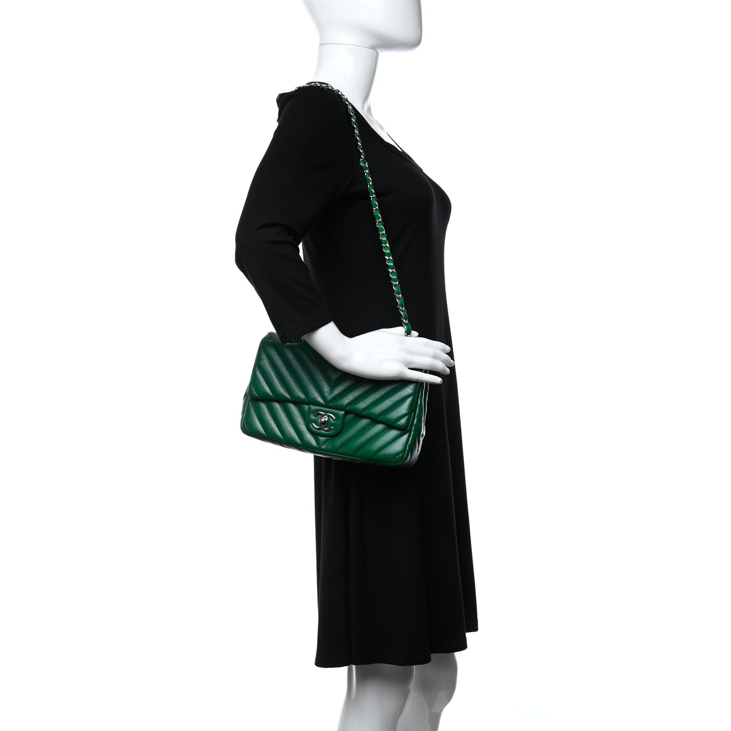 Lambskin Chevron Quilted Medium Single Flap Green