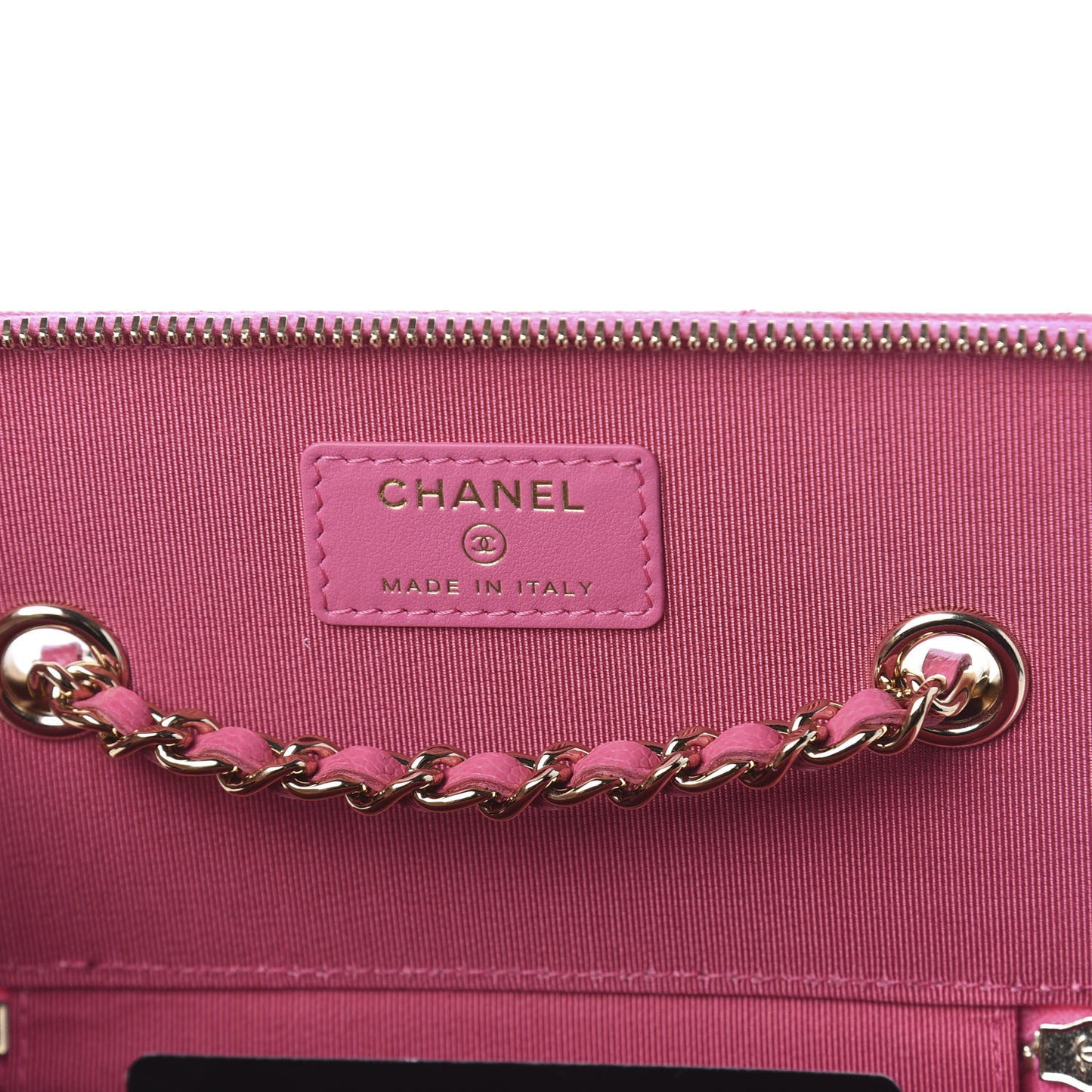 Shiny Caviar Quilted Small Vanity Pink
