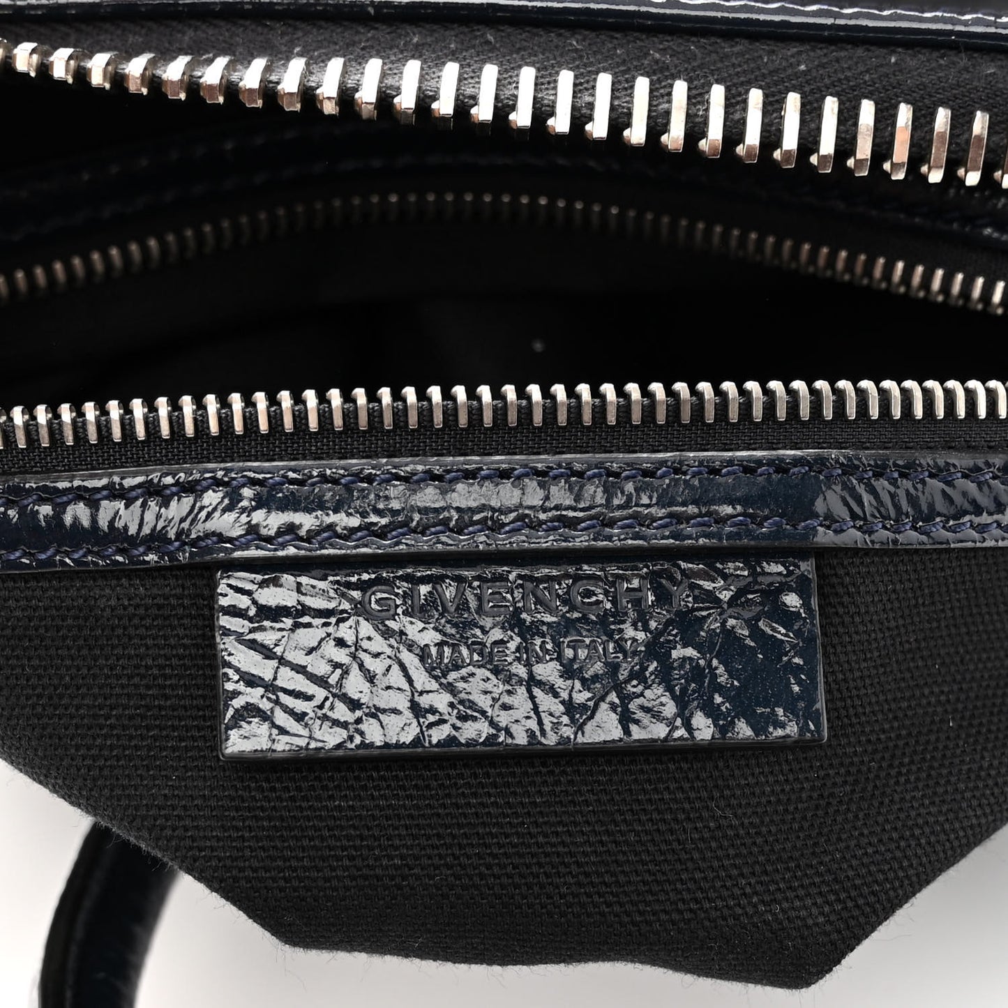 Textured Patent Calfskin Small Antigona Storm Blue
