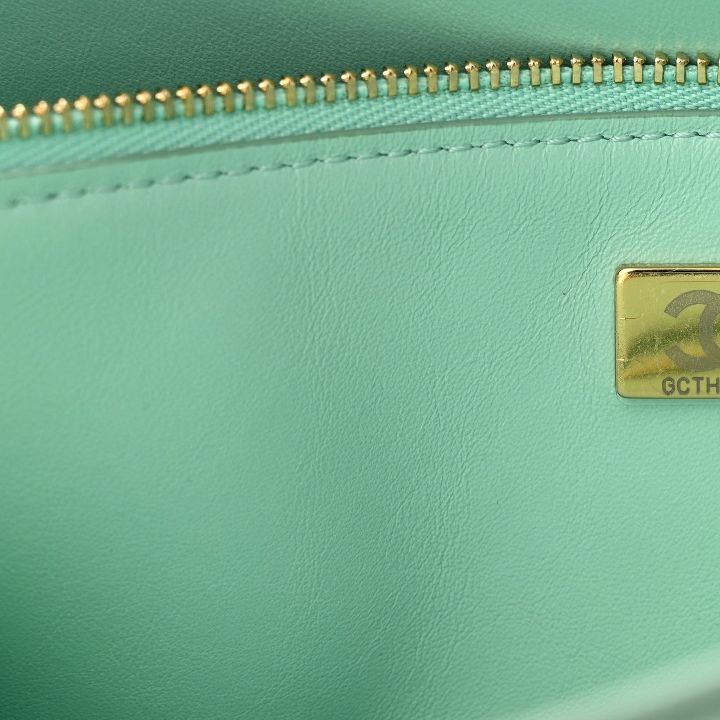 Suede Calfskin Small Souplissimo Maxi Flap Green