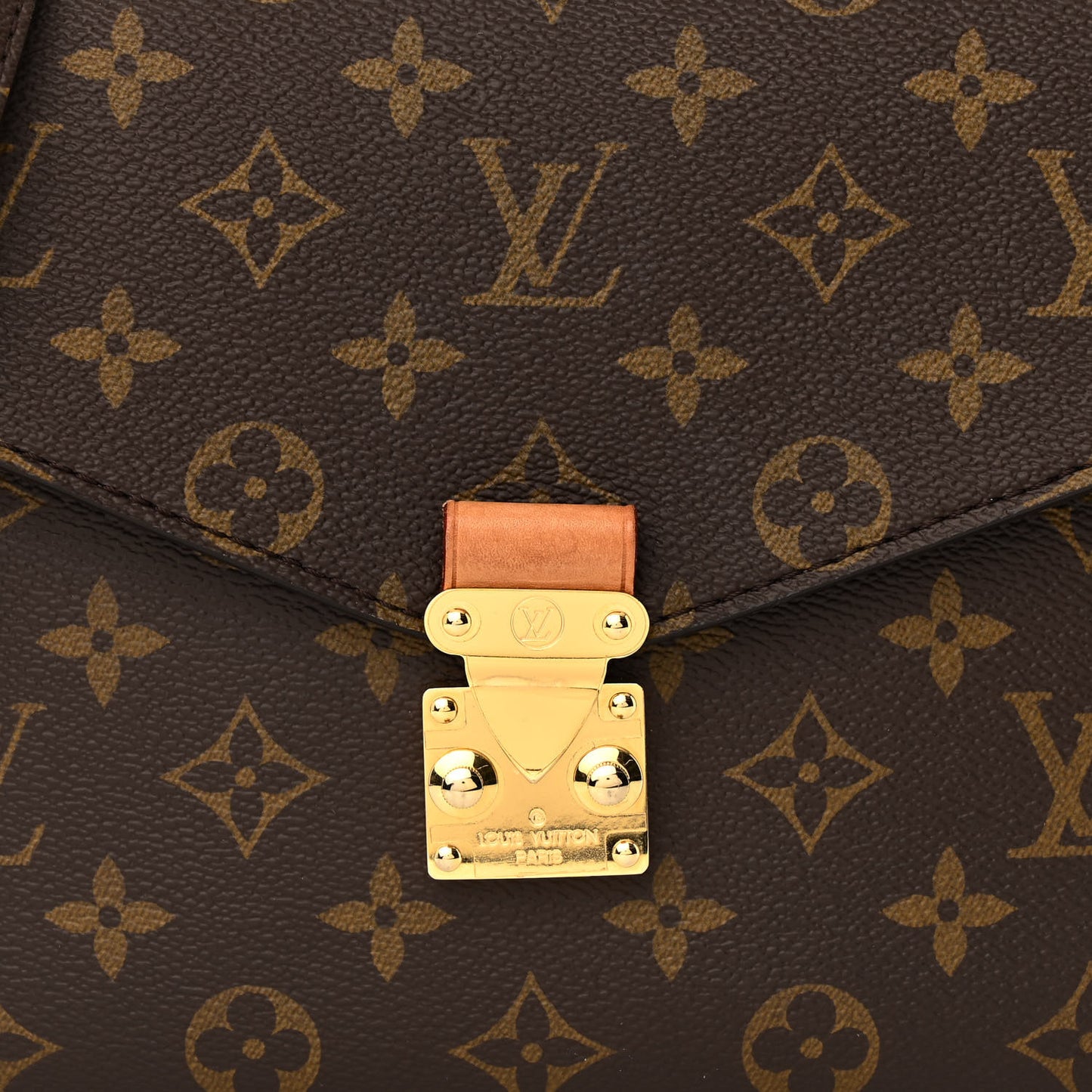 Monogram Pochette Metis