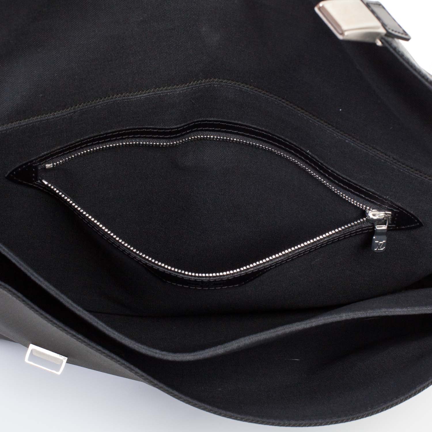 Louis Vuitton Taiga Saratov GM Ardoise 9 of 10