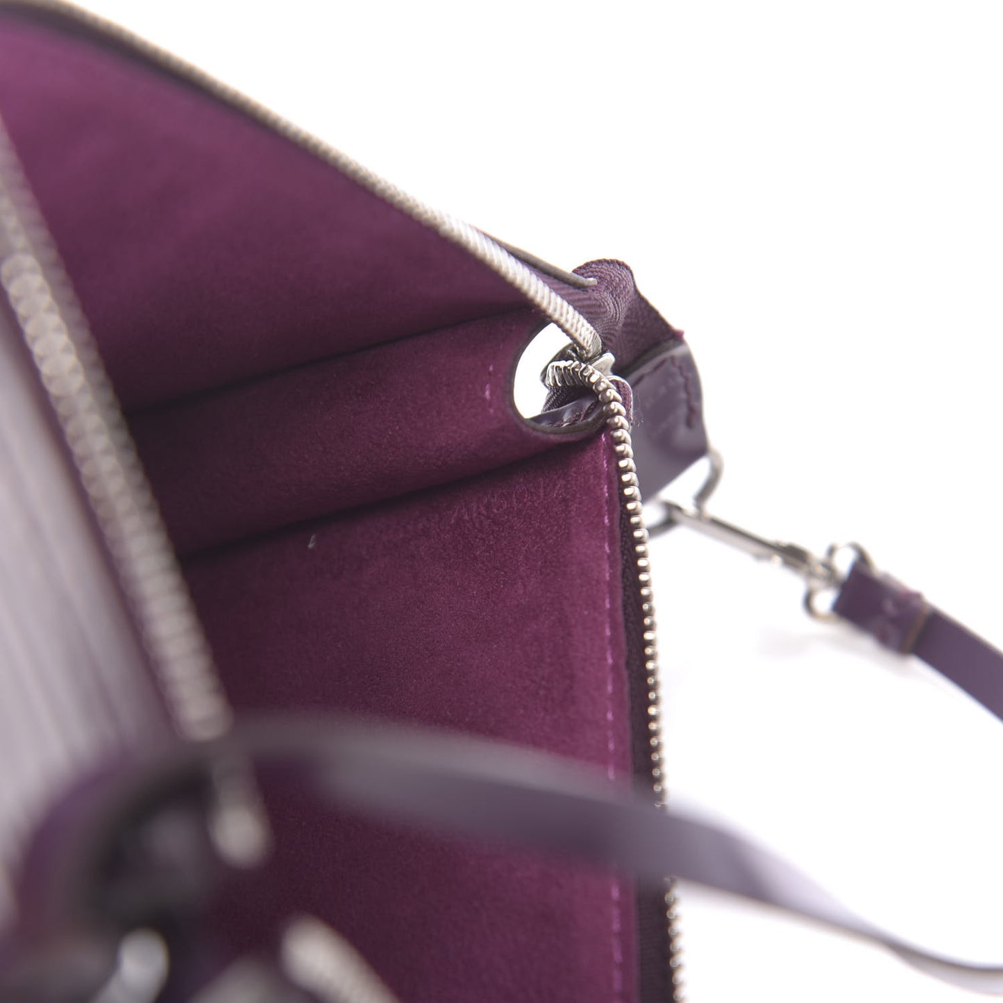 Epi Pochette Accessories 24 Cassis