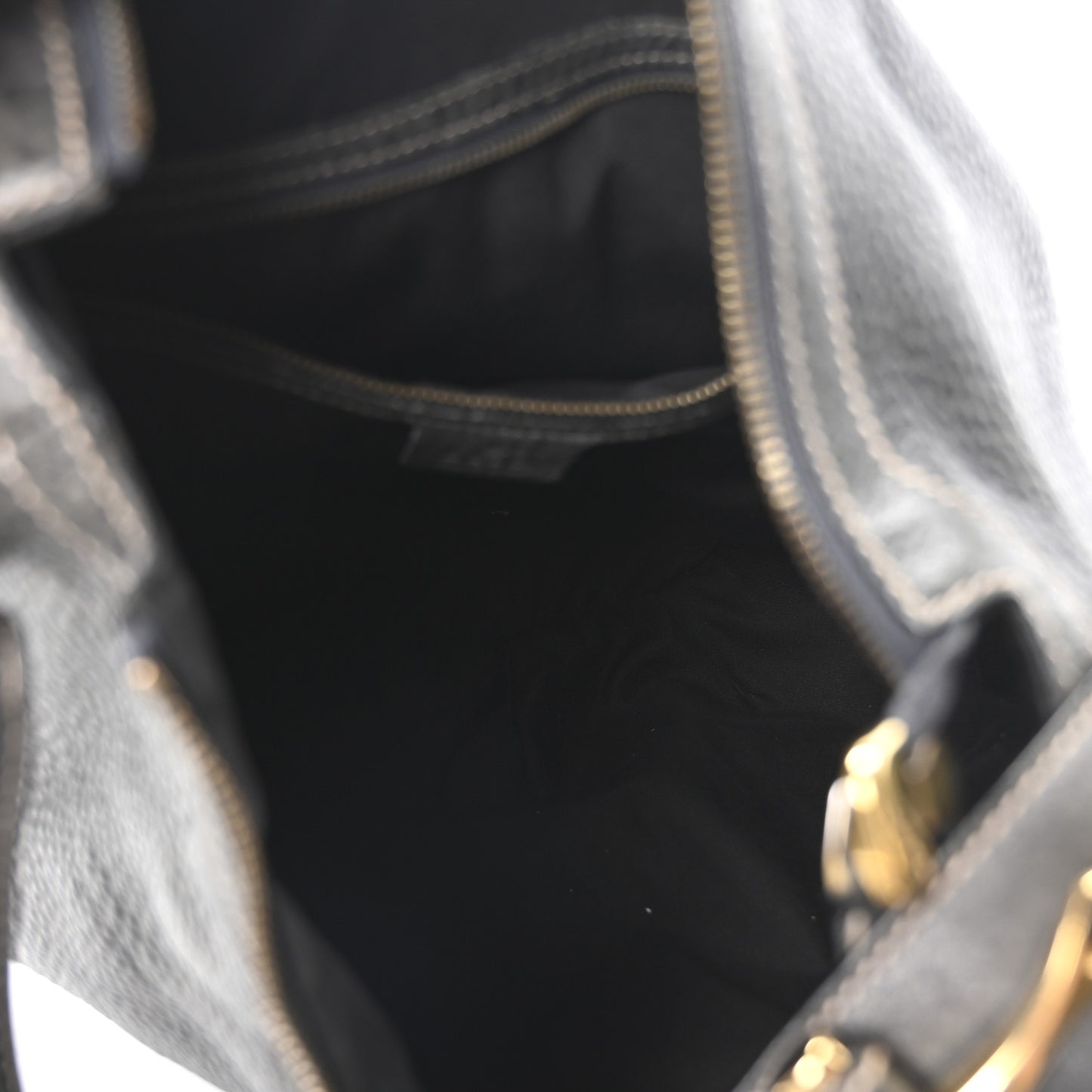 Pebbled Calfskin Medium Pelham Hobo Black