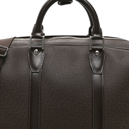 Louis Vuitton Taiga Kendall PM Grizzli 8 of 10
