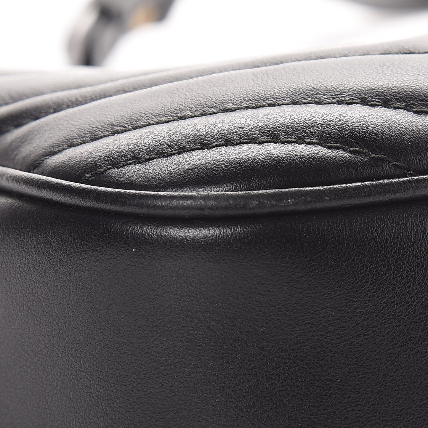 Calfskin Matelasse Small GG Marmont Chain Shoulder Bag Black
