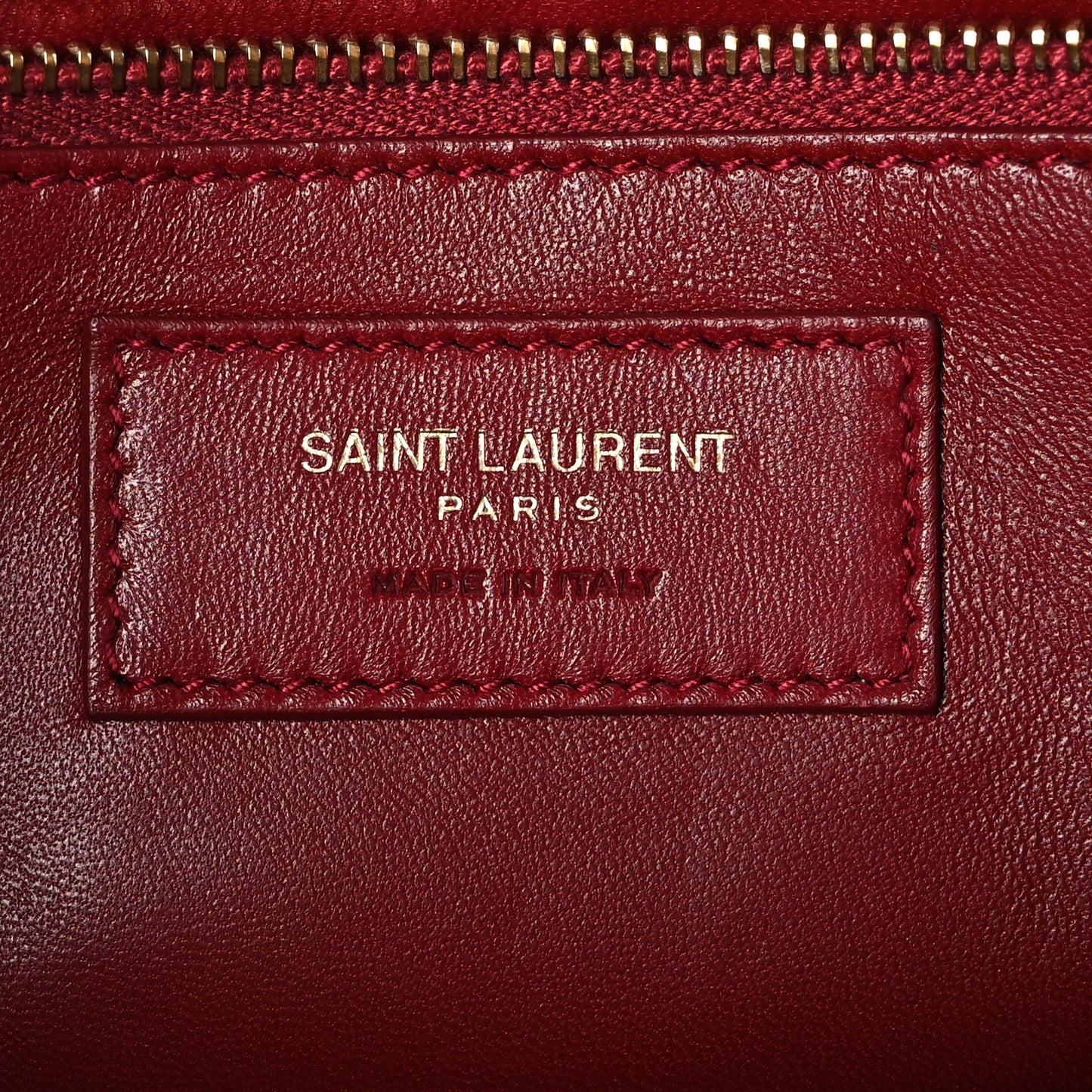 Box Calfskin Le Carre Satchel Opyum Red