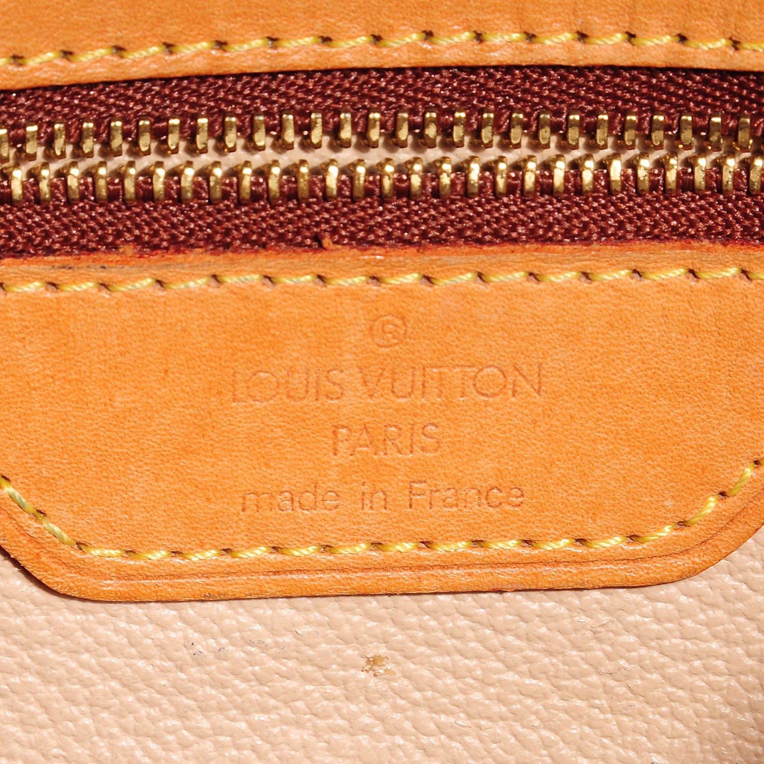 Louis Vuitton Monogram Petit Bucket 23 6 of 7