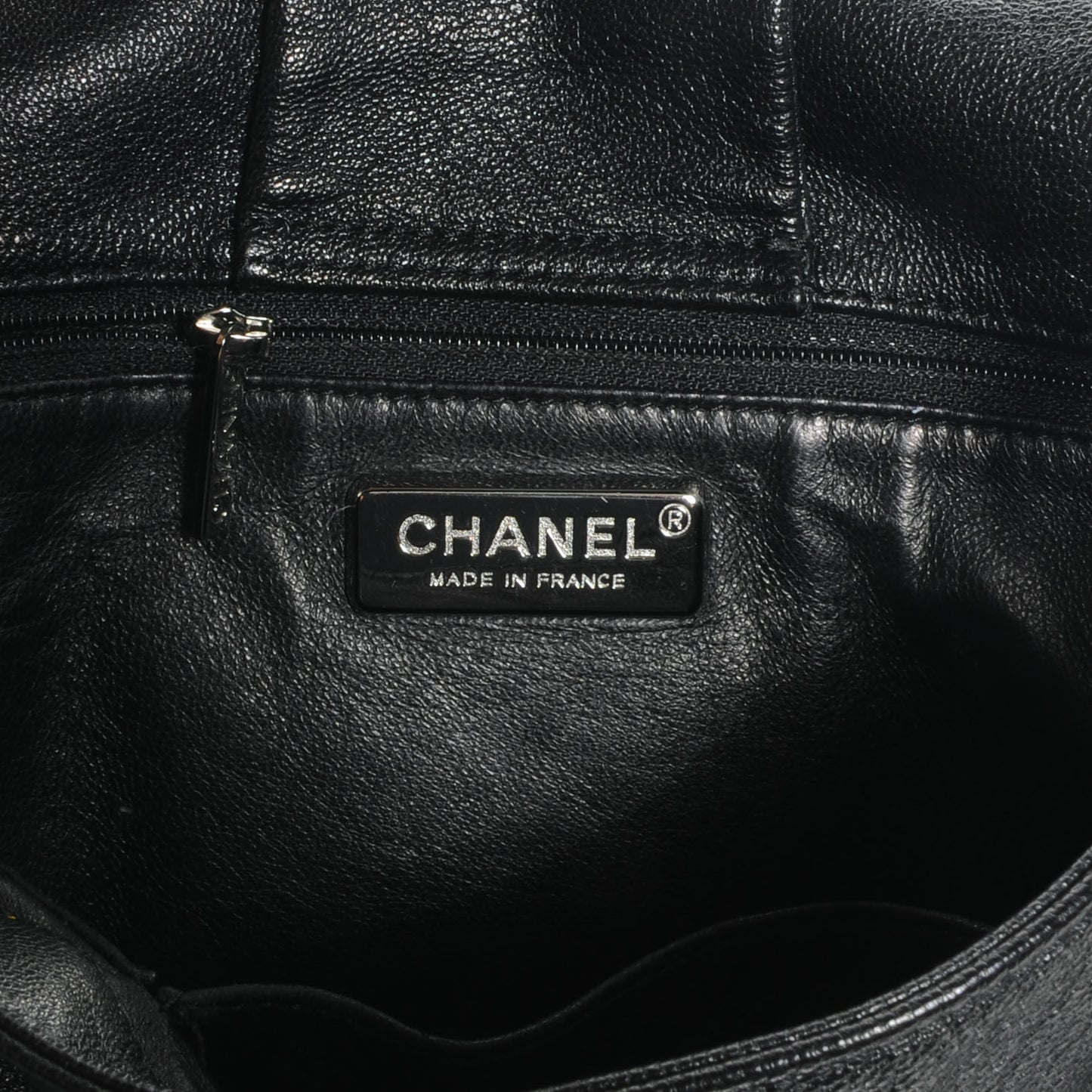 Calfskin Luxe Ligne Flap Bag Black