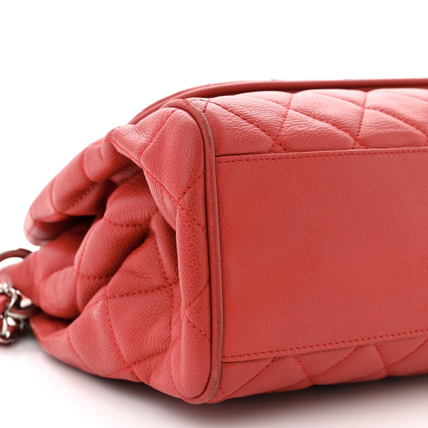 Caviar Quilted Timeless Accordion Flap Red