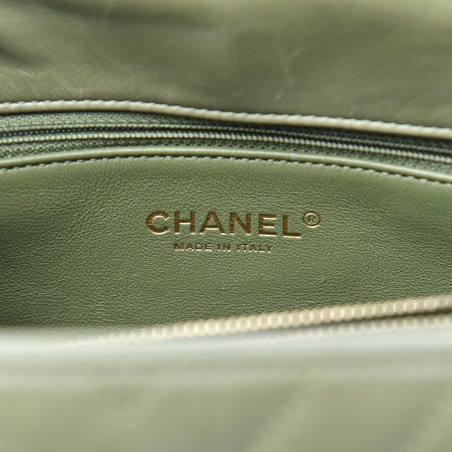 Chanel Calfskin Lizard Chevron Quilted Medium Coco Handle Flap Green 6 of 12