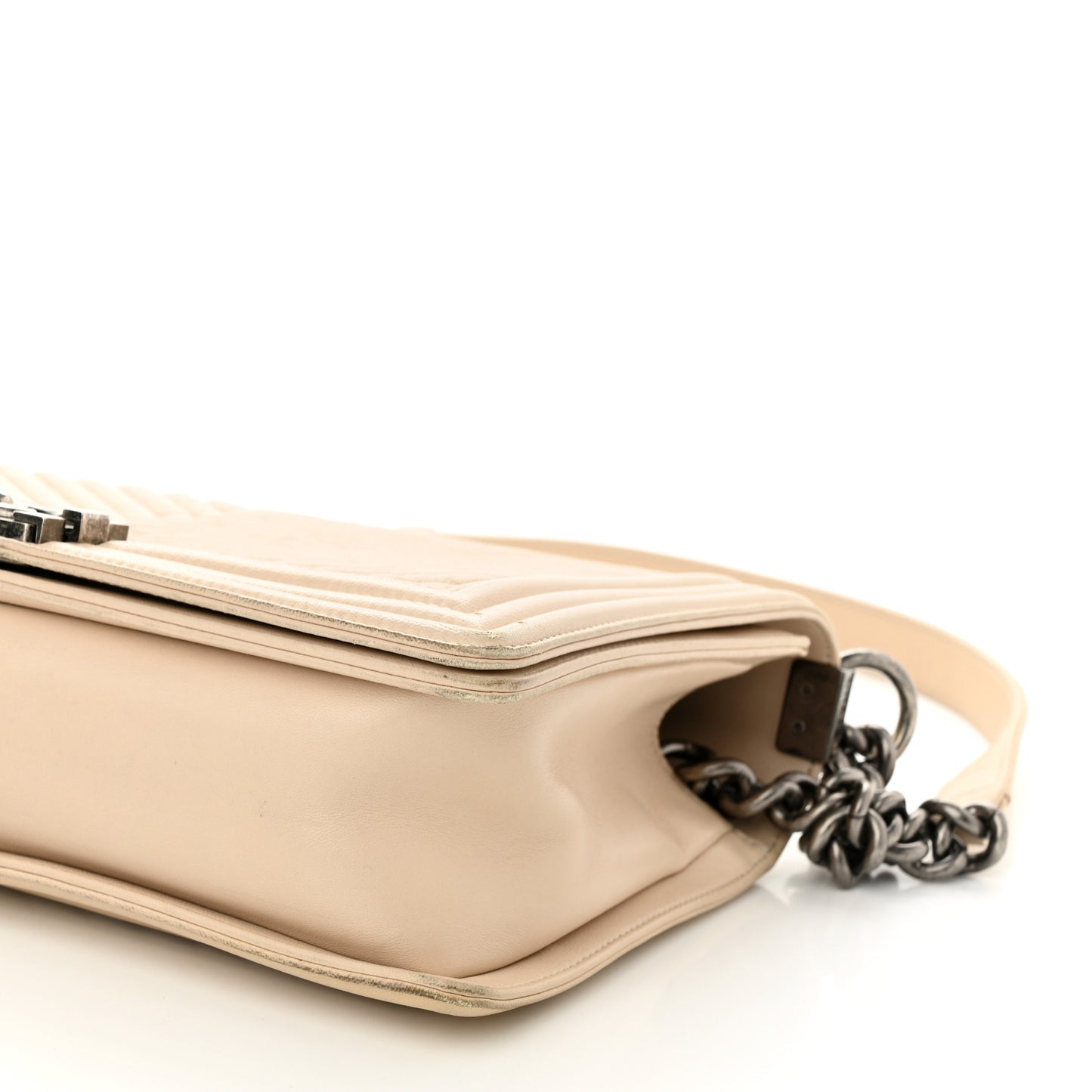 Lambskin Chevron New Medium Boy Flap Beige