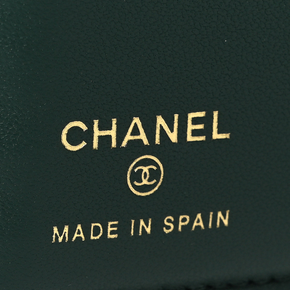 Calfskin Crocodile Embossed Crococo Passport Holder Emerald