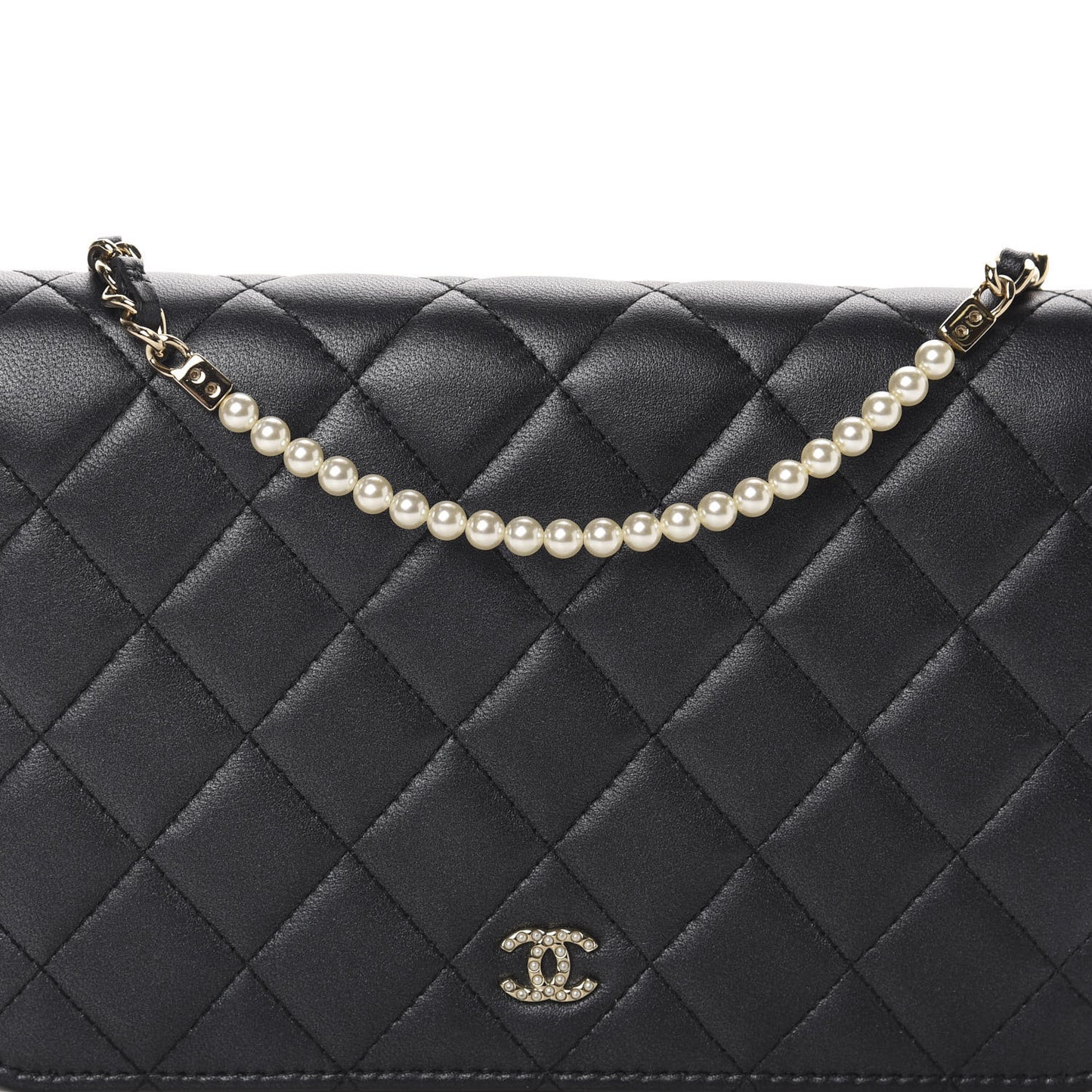 Iridescent Lambskin Quilted Pearl Wallet On Chain WOC Black