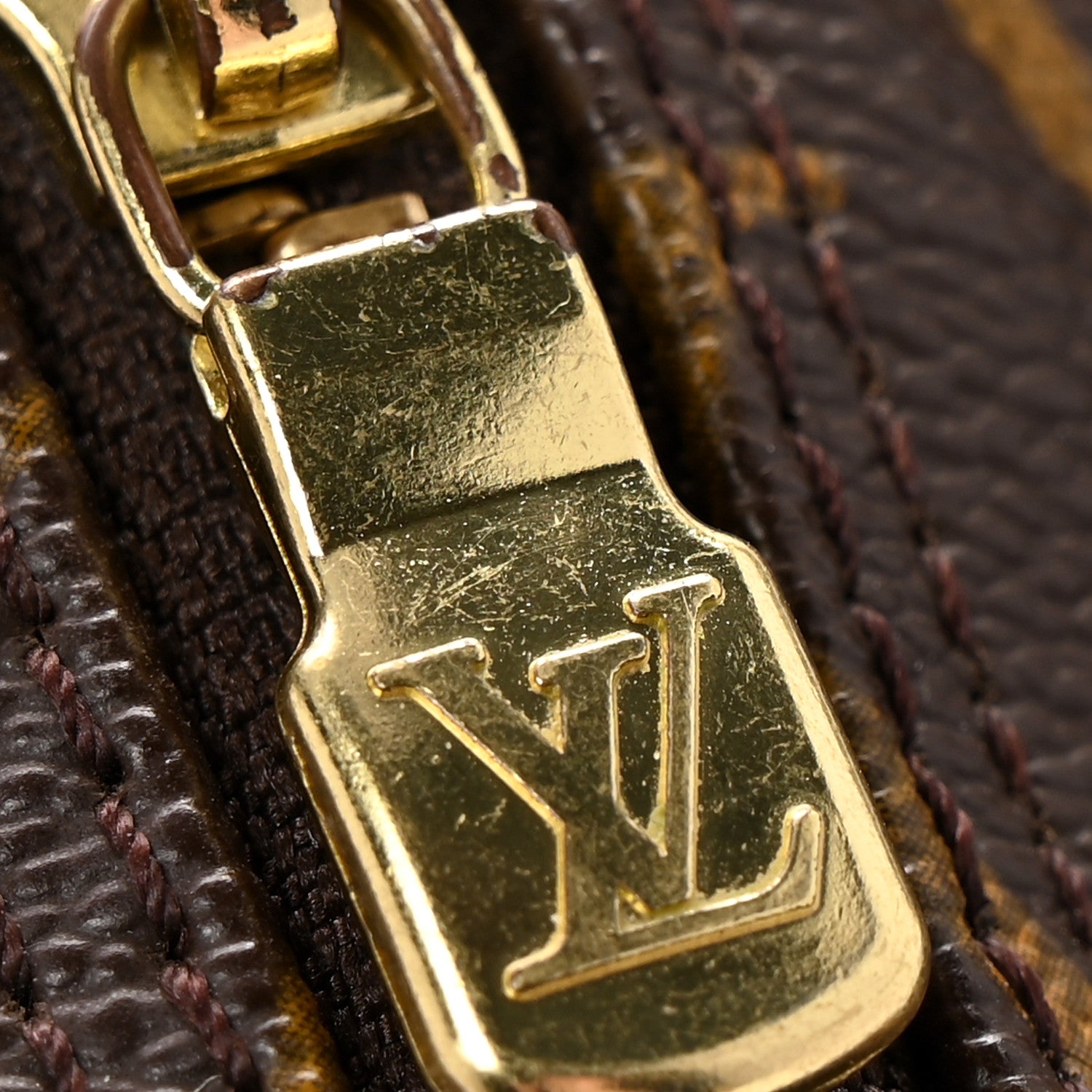 Louis Vuitton Monogram Trousse Toilette 28 9 of 9