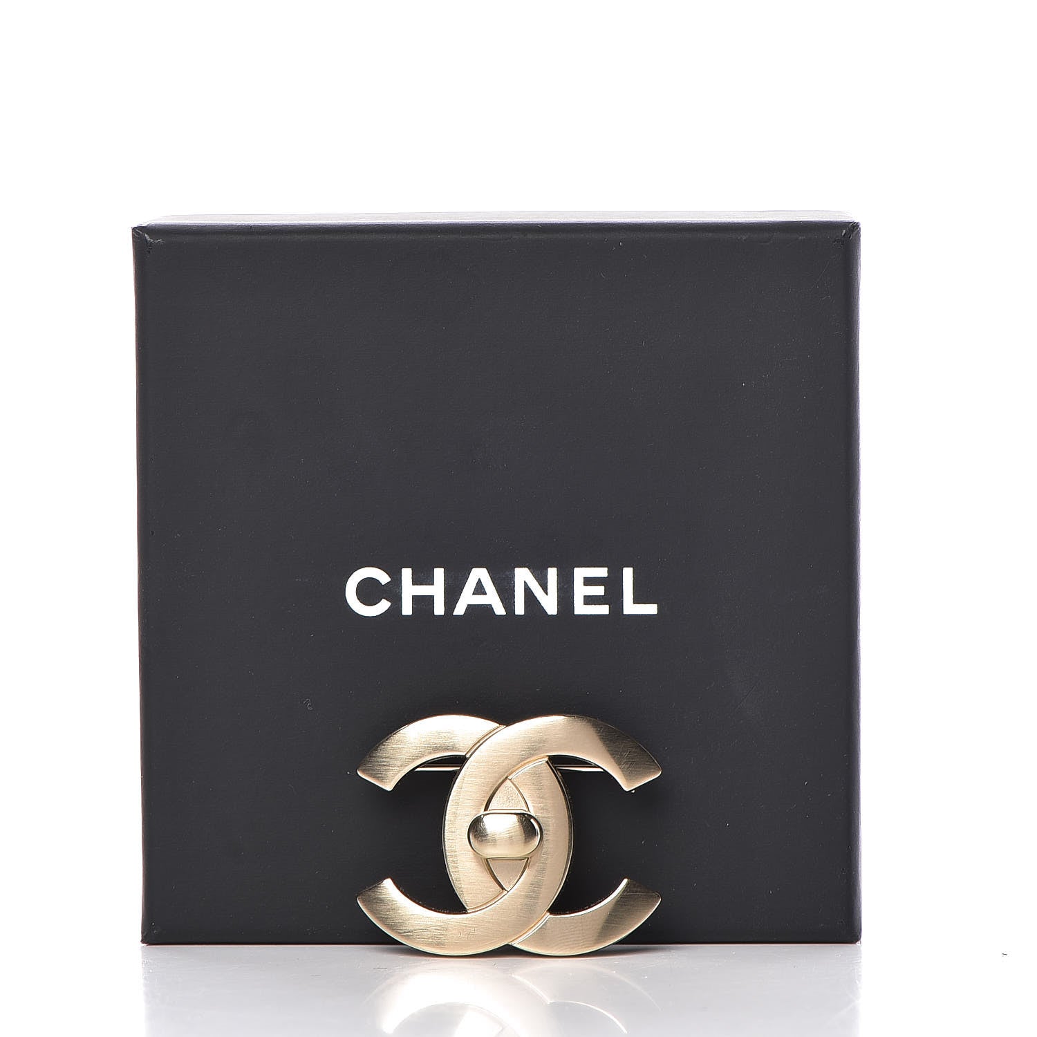 Chanel CC Turnlock Brooch Gold 5 of 5
